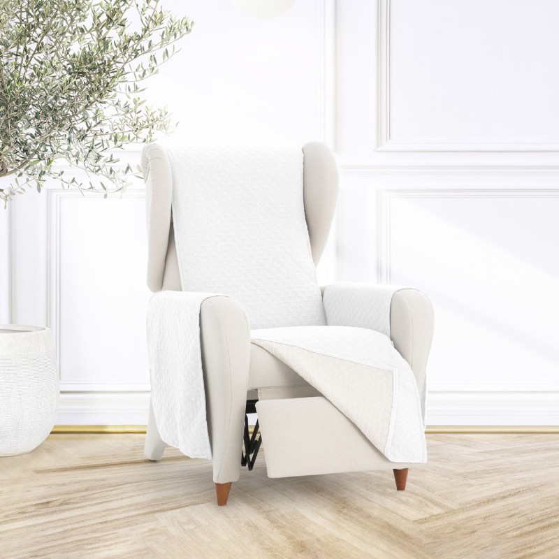 Capa cobre sofá Silver | Geometria acolchoada e versatilidade diária Capa cobre sofá Silver | Geometria acolchoada e versatilidade diária