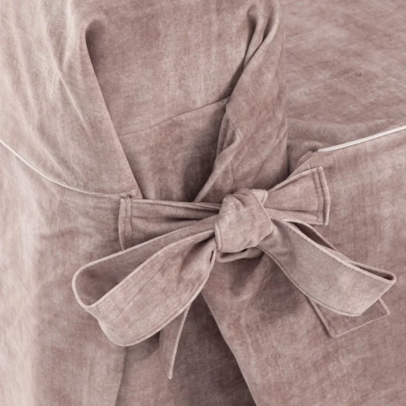 Capa de sofá resistente a manchas com tiras, modelo Turin Capa de sofá resistente a manchas com tiras, modelo Turin