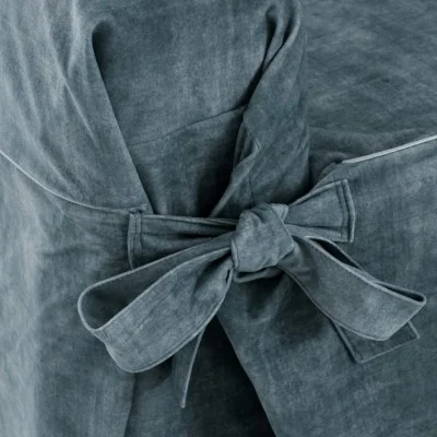 Capa de poltrona anti-manchas com cordões, modelo Turim
