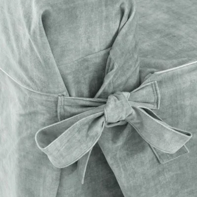 Capa de poltrona anti-manchas com cordões, modelo Turim