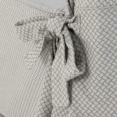 Capa de poltrona Francesca com laços | Geometria decorativa | Proteção completa | Toque suave | Lavável na máquina