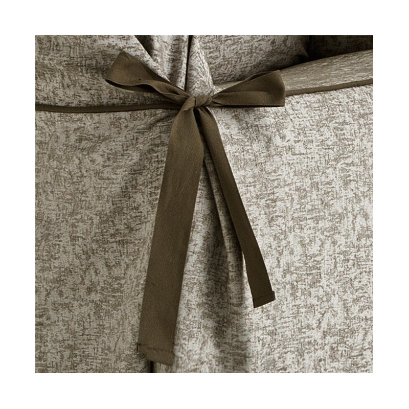 Capa de sofá com laços Dream | Tecido não elástico texturizado | Ajuste firme e elegante | Lavagem simples Capa de sofá com laços Dream | Tecido não elástico texturizado | Ajuste firme e elegante | Lavagem simples