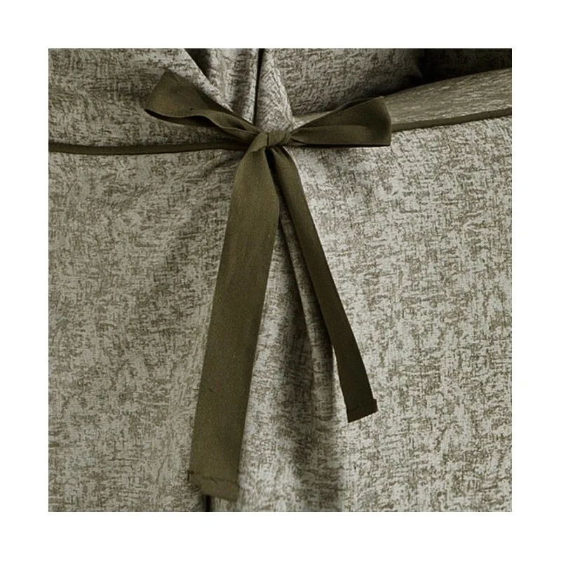 Capa de sofá com laços Dream | Tecido não elástico texturizado | Ajuste firme e elegante | Lavagem simples Capa de sofá com laços Dream | Tecido não elástico texturizado | Ajuste firme e elegante | Lavagem simples