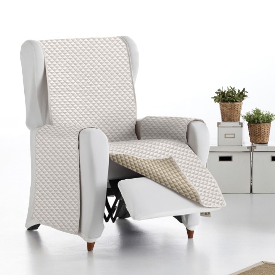 Capa poltrona relax Oslo | Losangos acolchoados | Cobertura parcial suave | Reversível e prática