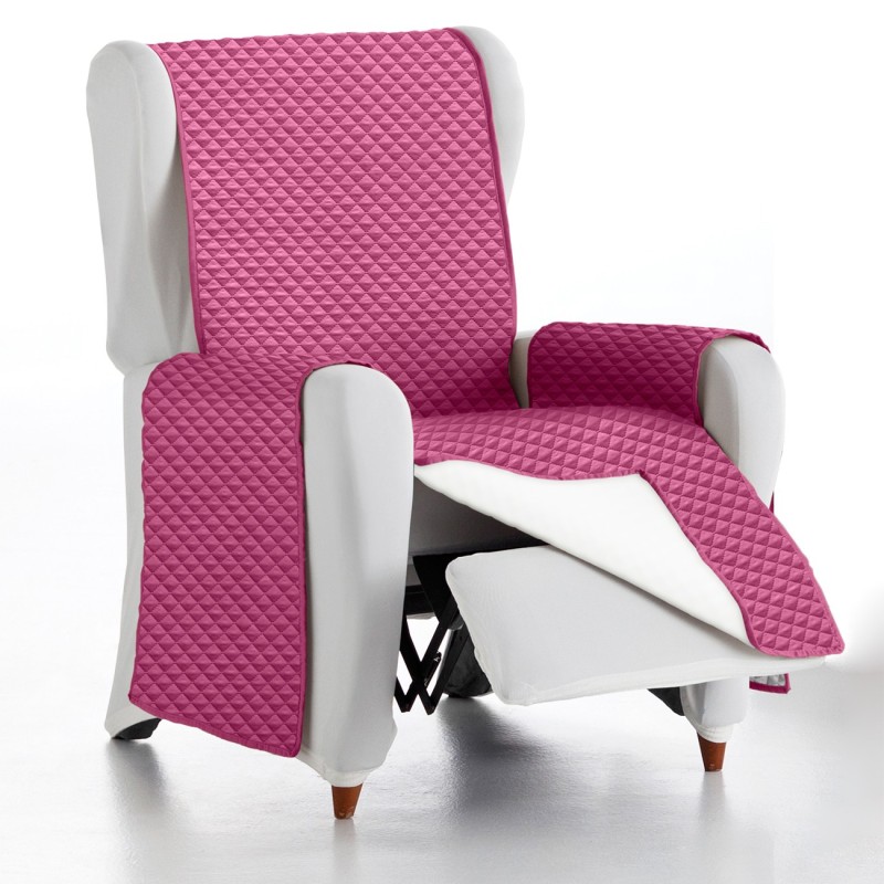 Capa poltrona impermeável Oslo Protect | Microfibra acolchoada | Design elegante | Proteção e conforto Capa poltrona impermeável Oslo Protect | Microfibra acolchoada | Design elegante | Proteção e conforto