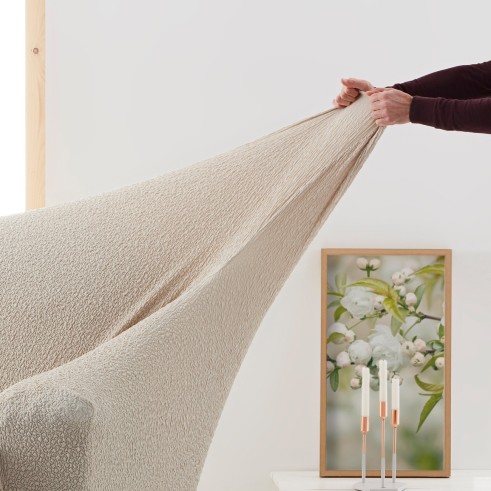 Funda superelástica para sofá cama nido con brazos de madera – Modelo Roc