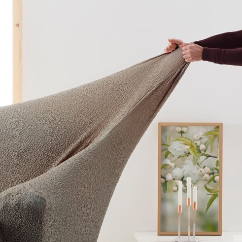 Funda superelástica para sofá cama nido con brazos de madera – Modelo Roc