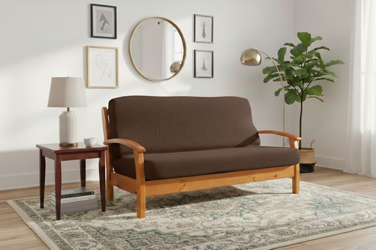 Funda bielástica para sofá cama nido con brazos de madera – Modelo Cora