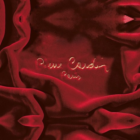 Manta Velvet para sofá y cama marca Pierre Cardin