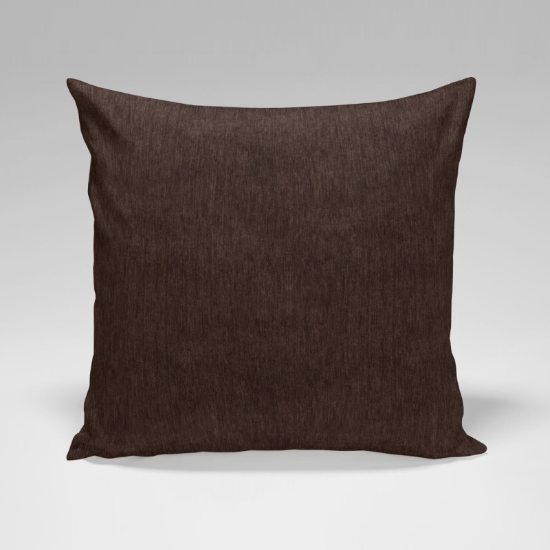 Capa castanha que acrescenta profundidade à decoração. Ideal para sofás em tons terra ou ambientes quentes.