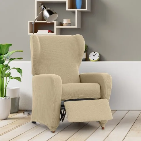 Capa elástica para poltrona relax Ulises | Relevo decorativo e conforto diário
