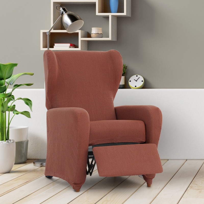 Capa elástica para poltrona relax Ulises | Relevo decorativo e conforto diário Capa elástica para poltrona relax Ulises | Relevo decorativo e conforto diário